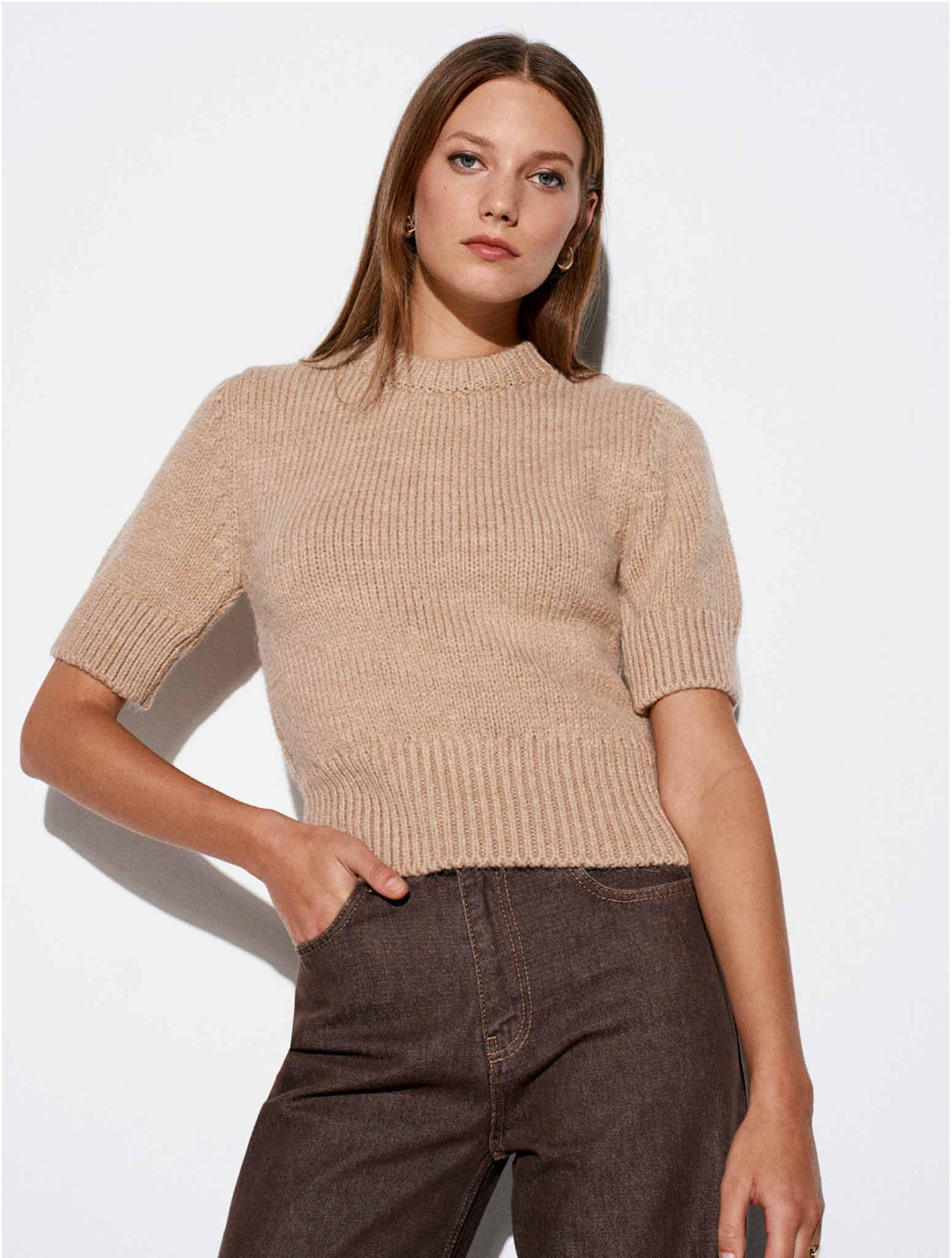 Bisiklet Yaka Kısa Kollu Triko Koyu Bej Kazak