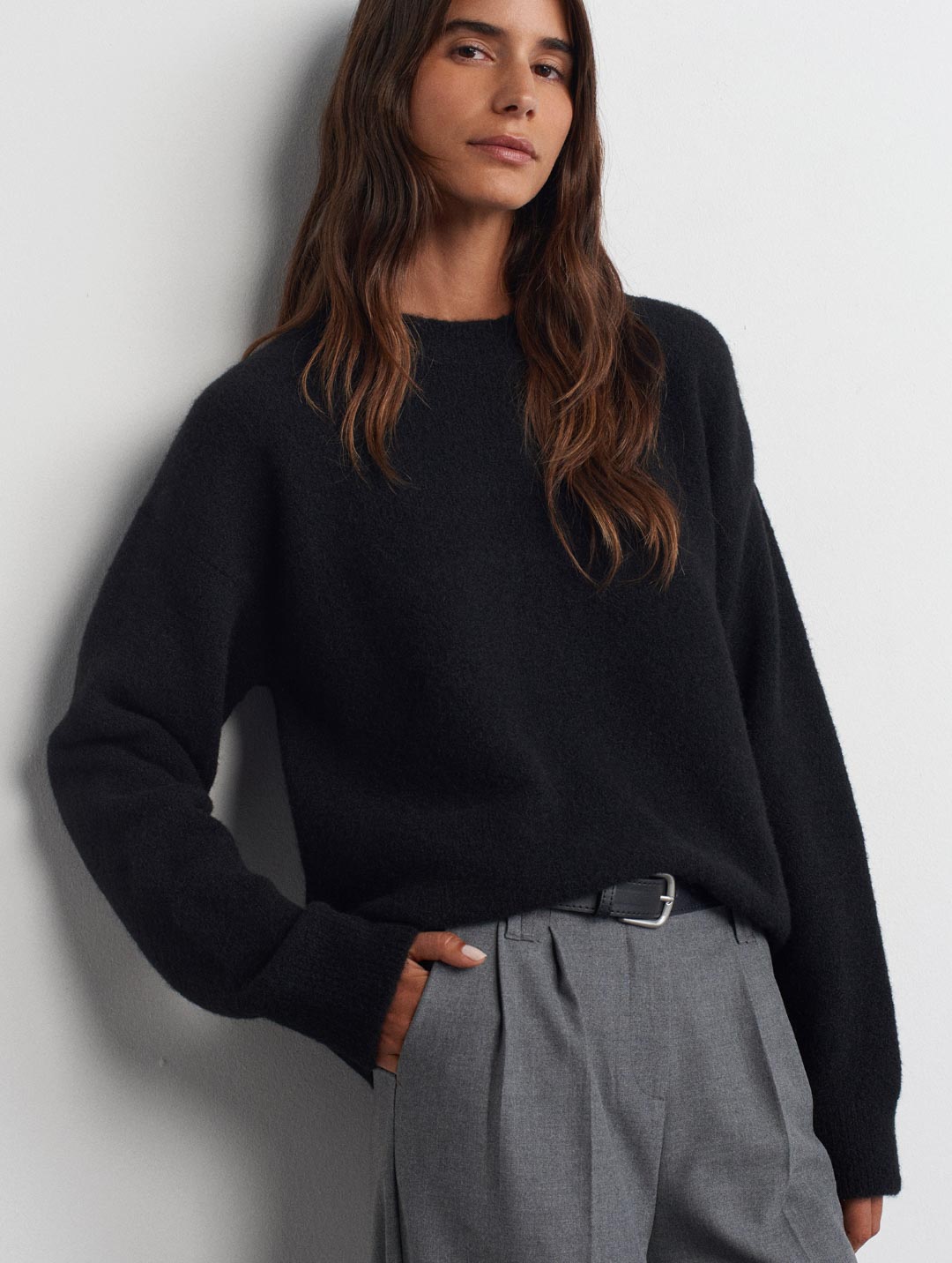 Bisiklet Yaka Yumuşak Dokulu Triko Siyah Kazak