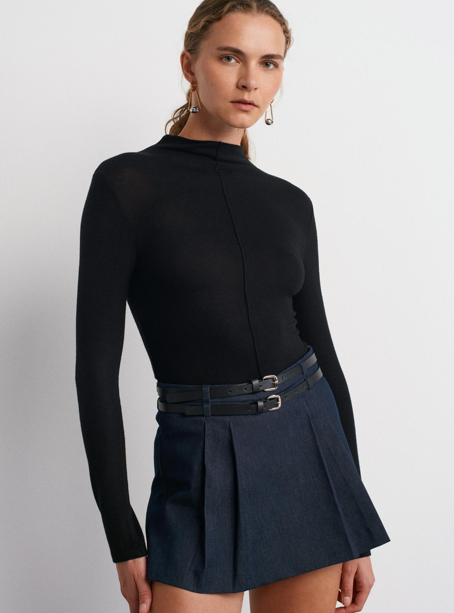 Dik Yaka Uzun Kollu Top Ekru Bluz