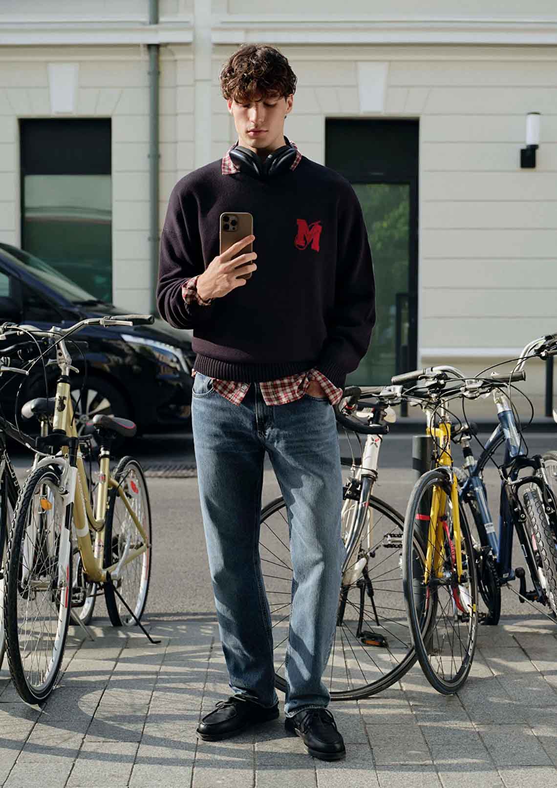 M Baskılı Lacivert Loose Fit Kazak