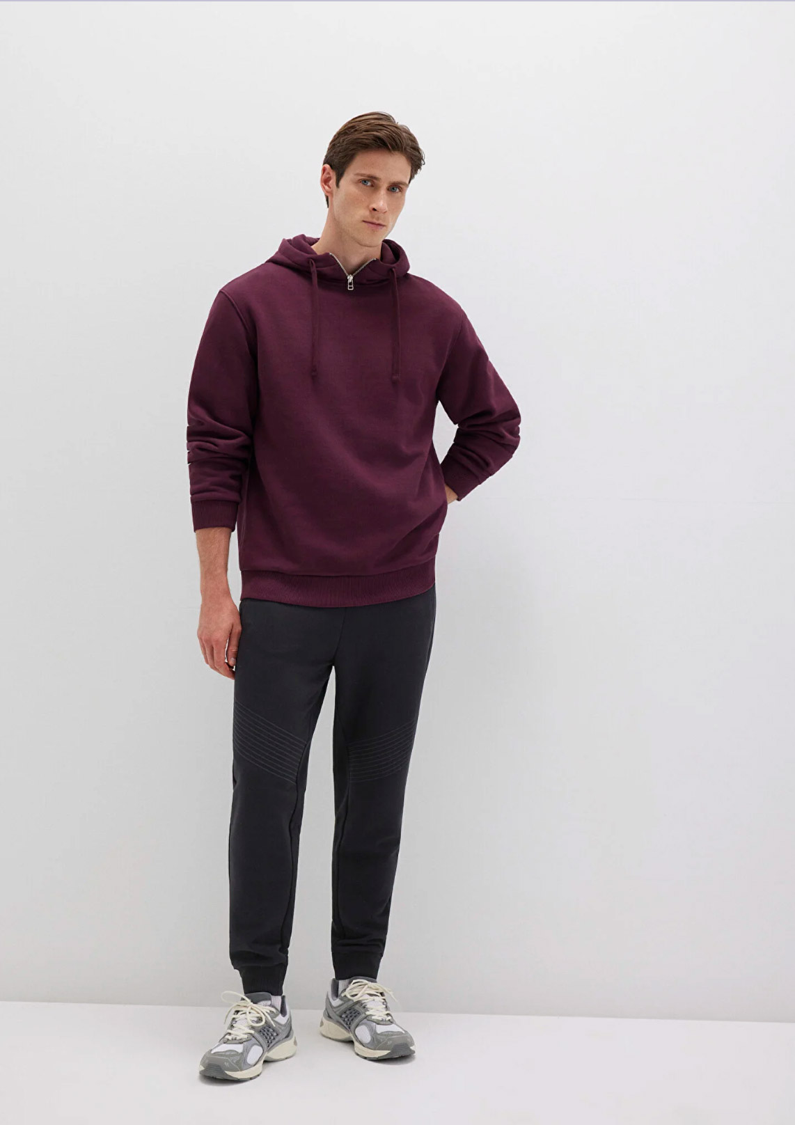 Siyah Basic Slimfit Lastik Paça Eşofman Altı