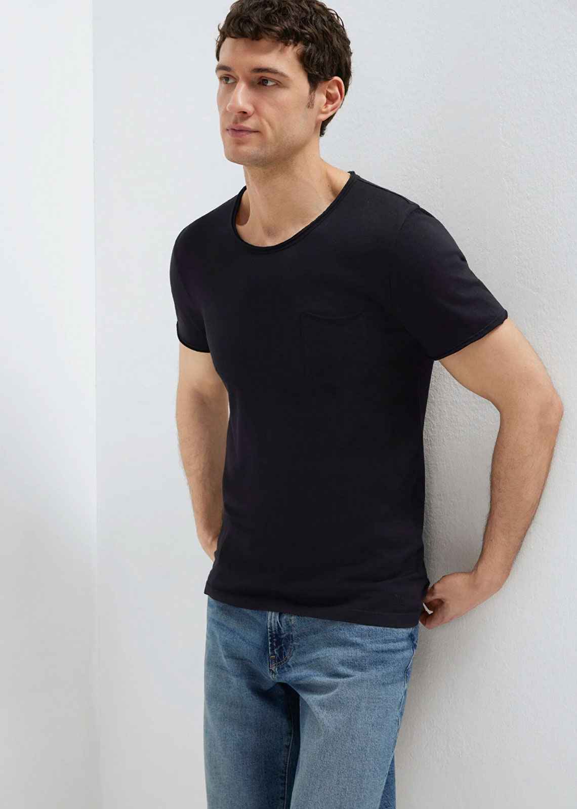 Siyah Basic Tişört